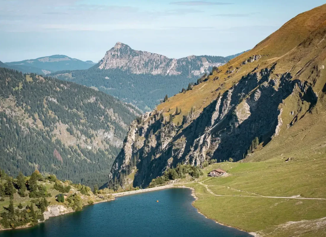 Wanderung-vom-Vilsalpsee-auf-die-Landsberger-Huette-im-Tannheimer-Tal-9